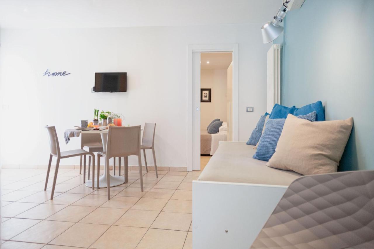 Aparthotel Residenza Alma Riccione Exterior foto
